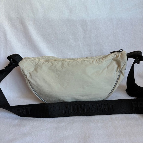 Free People Handbags - FP Movement Free People Hudson Sling Bag Cream Black Nylon Crossbody Belt Bag